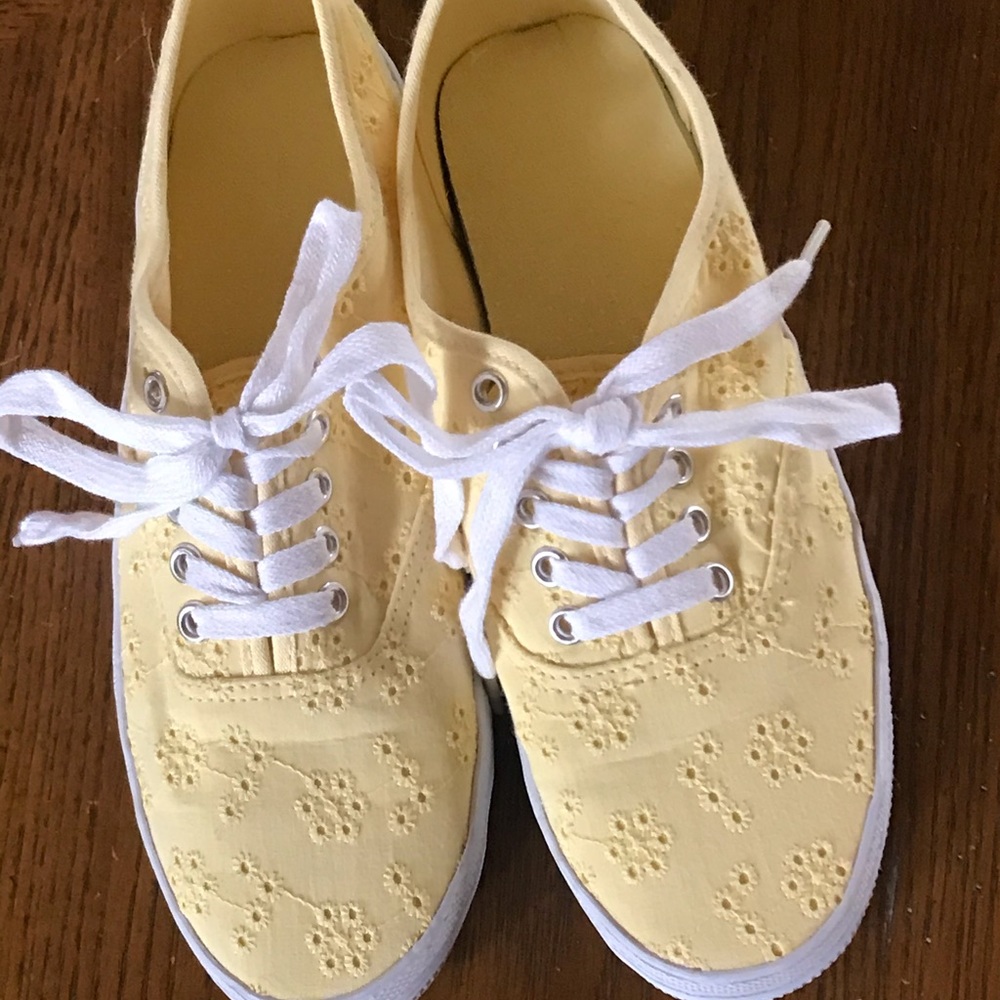 City Sneaks shoes